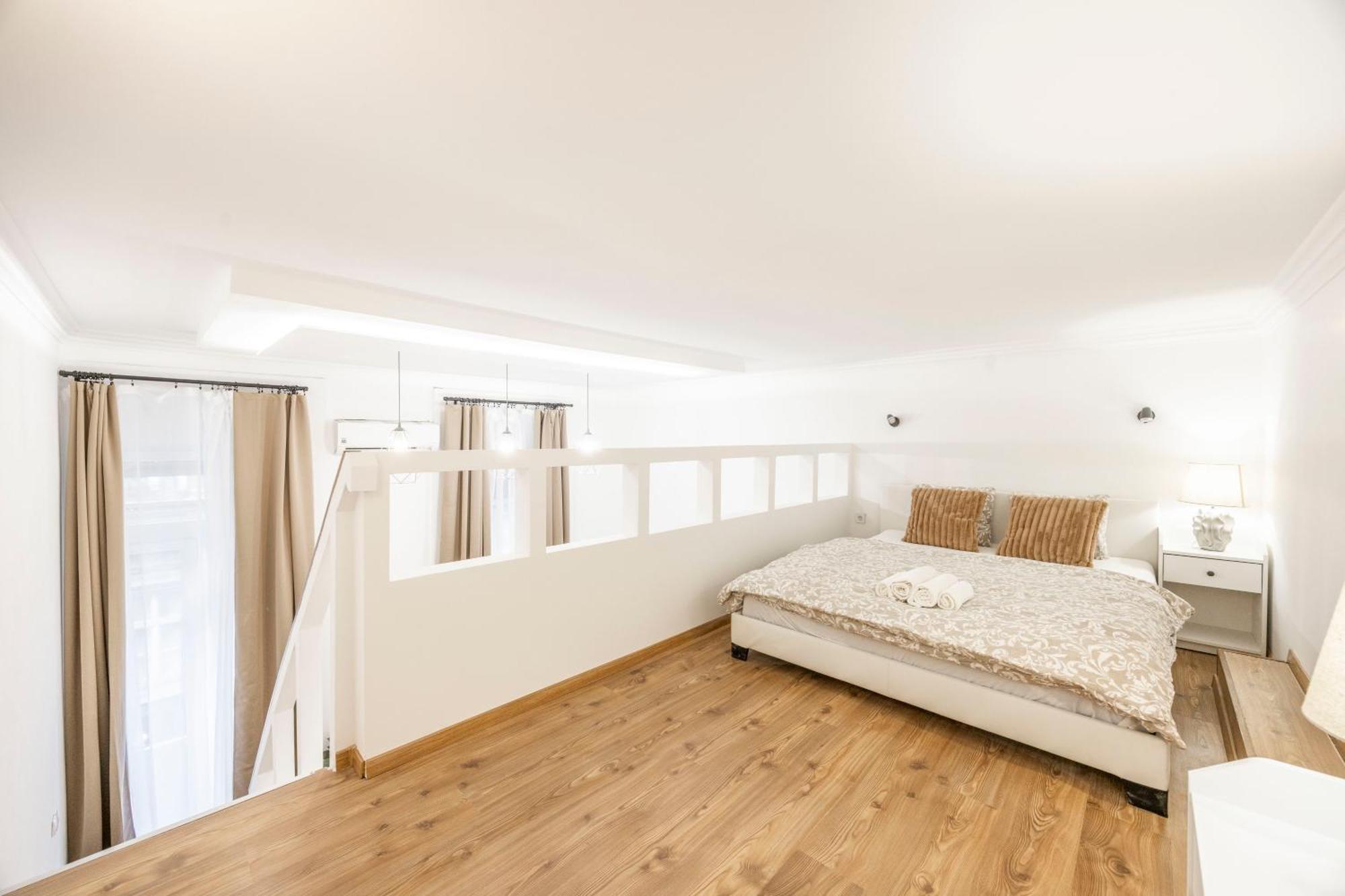 Charming Grand Residence In The Heart Of Boedapest Buitenkant foto